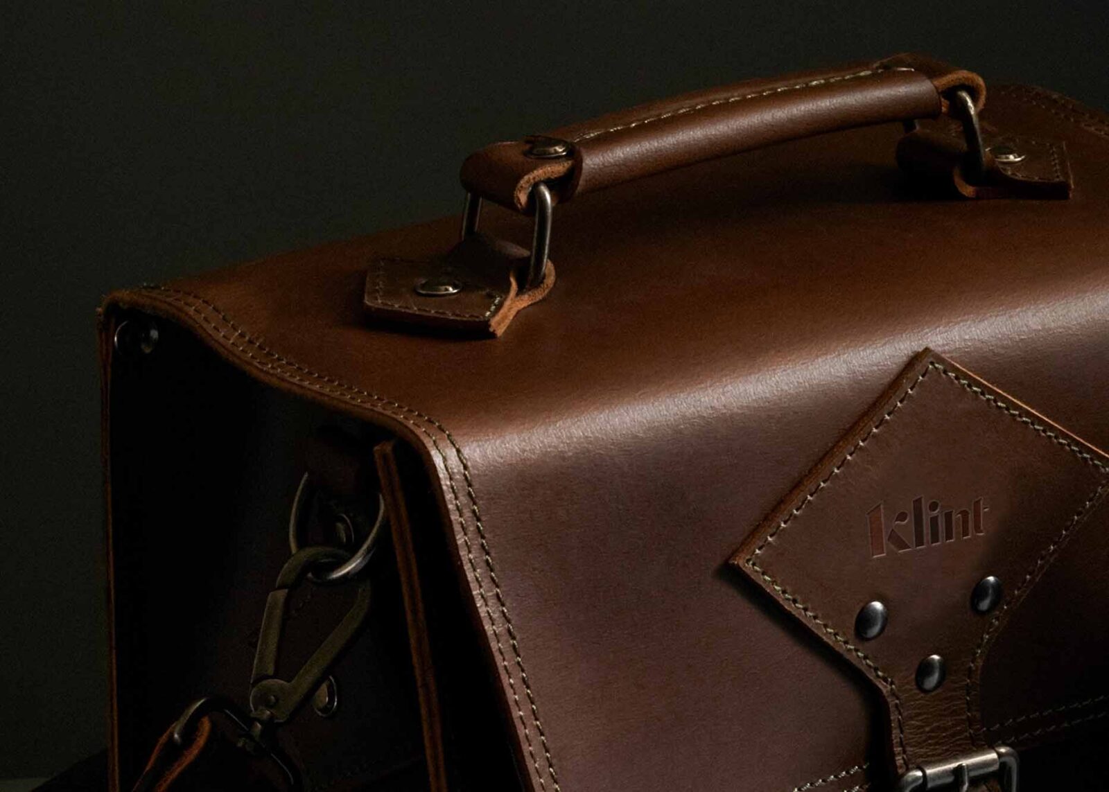 Free Leather Bag Logo Mockup