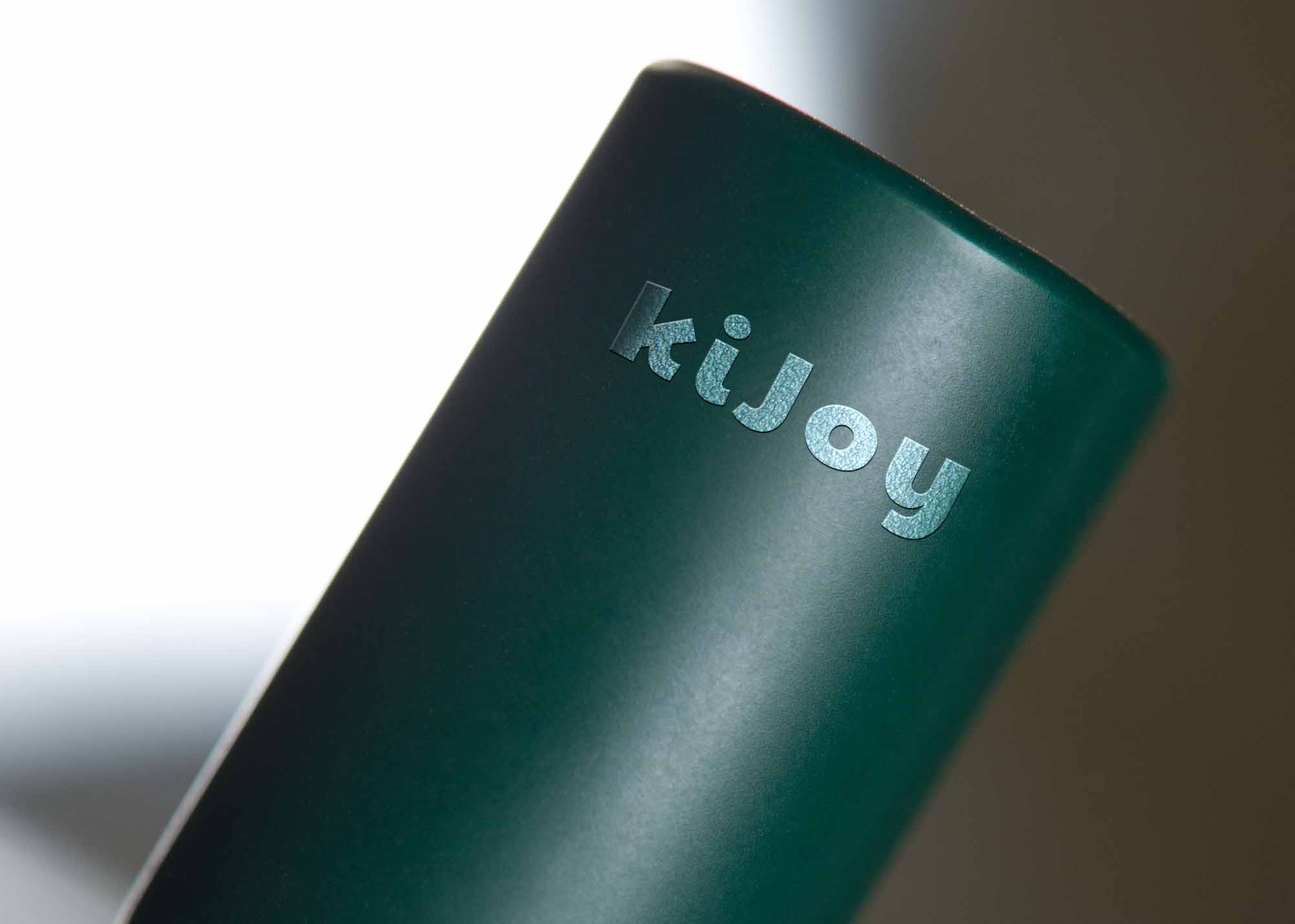 Free Metal Rod Logo Mockup