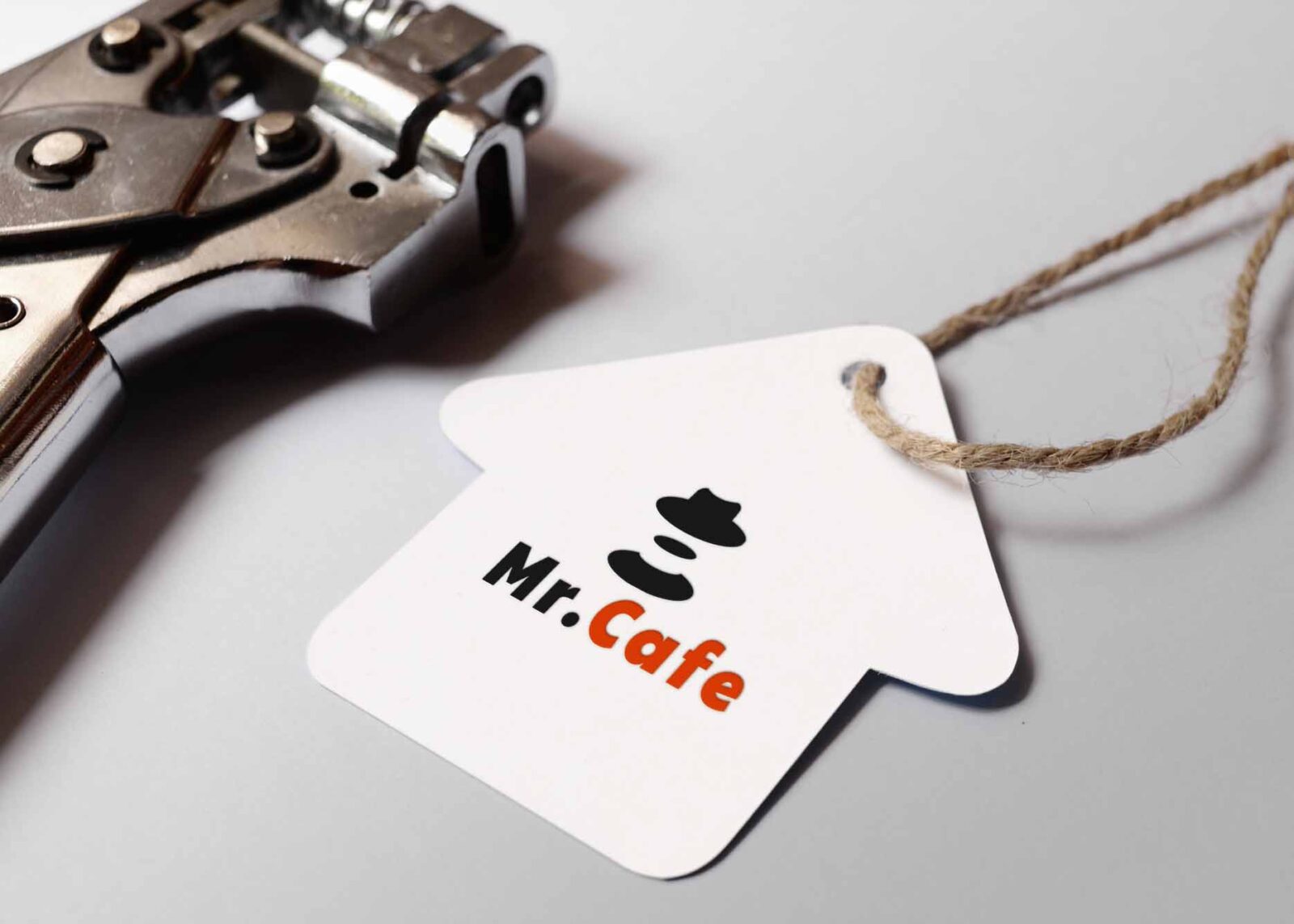 Free Tag Overlay Logo Mockup