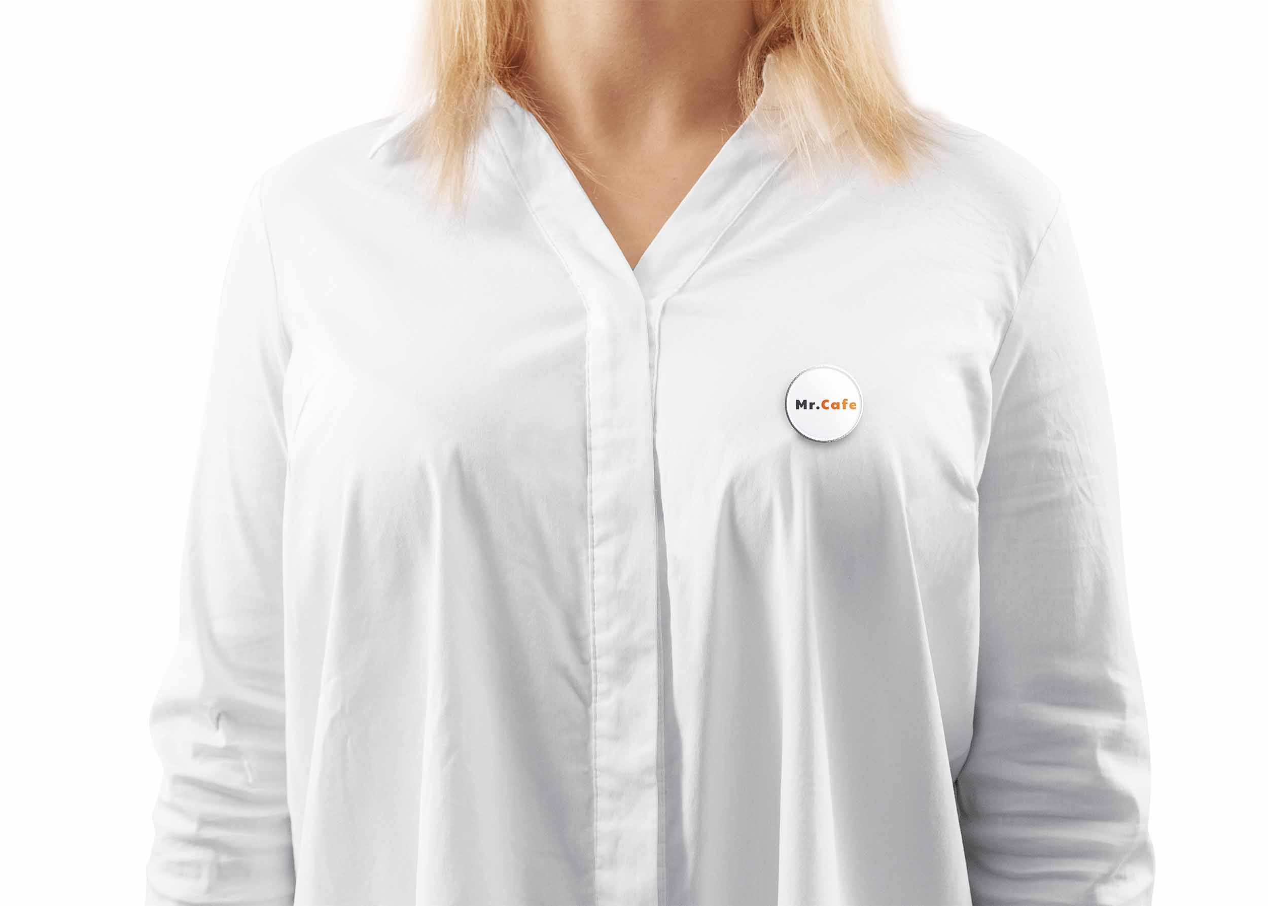 Free Tshirt Badge Logo Mockup