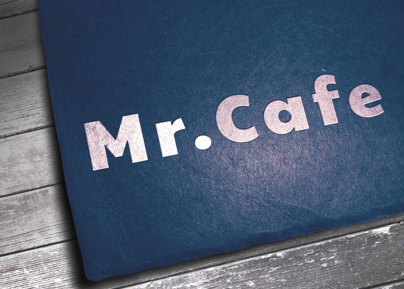 Free White Foil Effect Logo Mockup