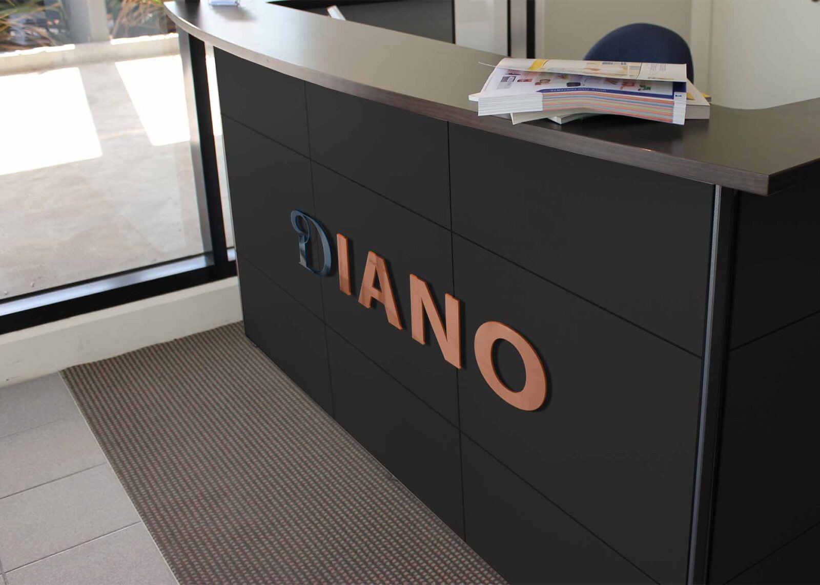 Reception 3D Logo Mockup