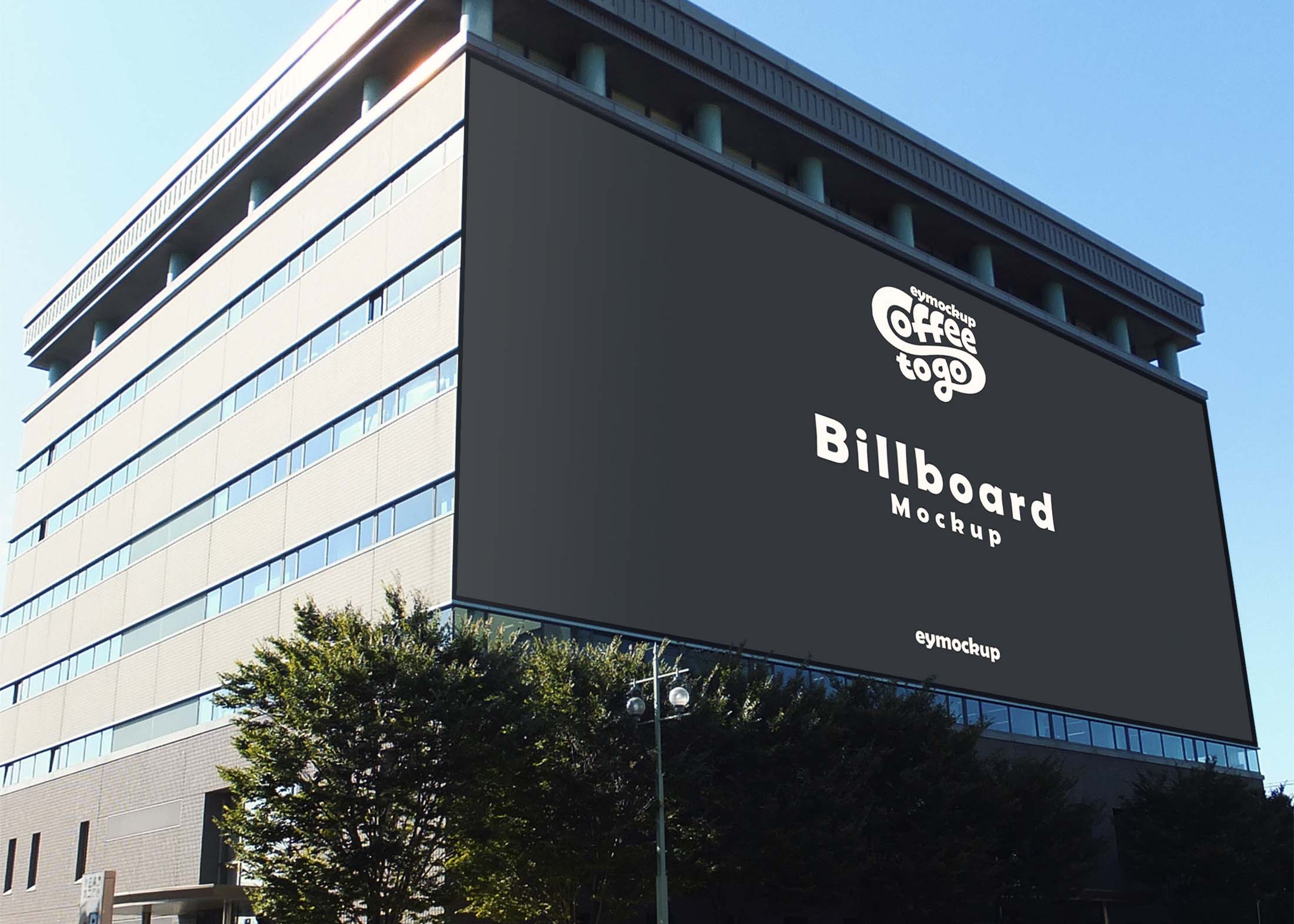 Free Huge Billboard Mockup By Eymockup